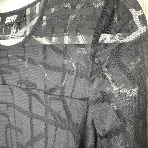 DKNY Abstract Black Blouse - Picture 5 of 8